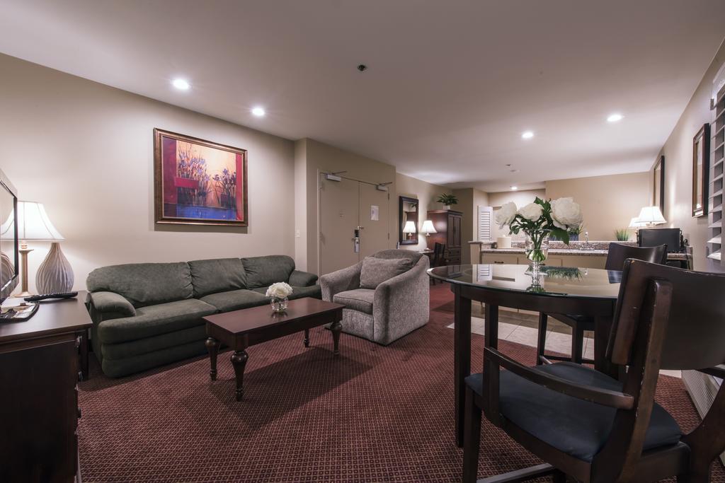 Grand Vista Hotel Simi Valley Bilik gambar