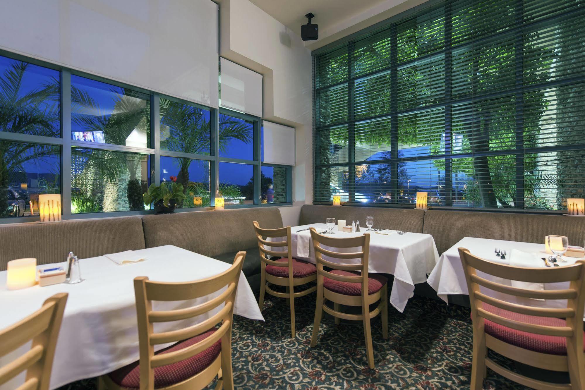 Grand Vista Hotel Simi Valley Luaran gambar