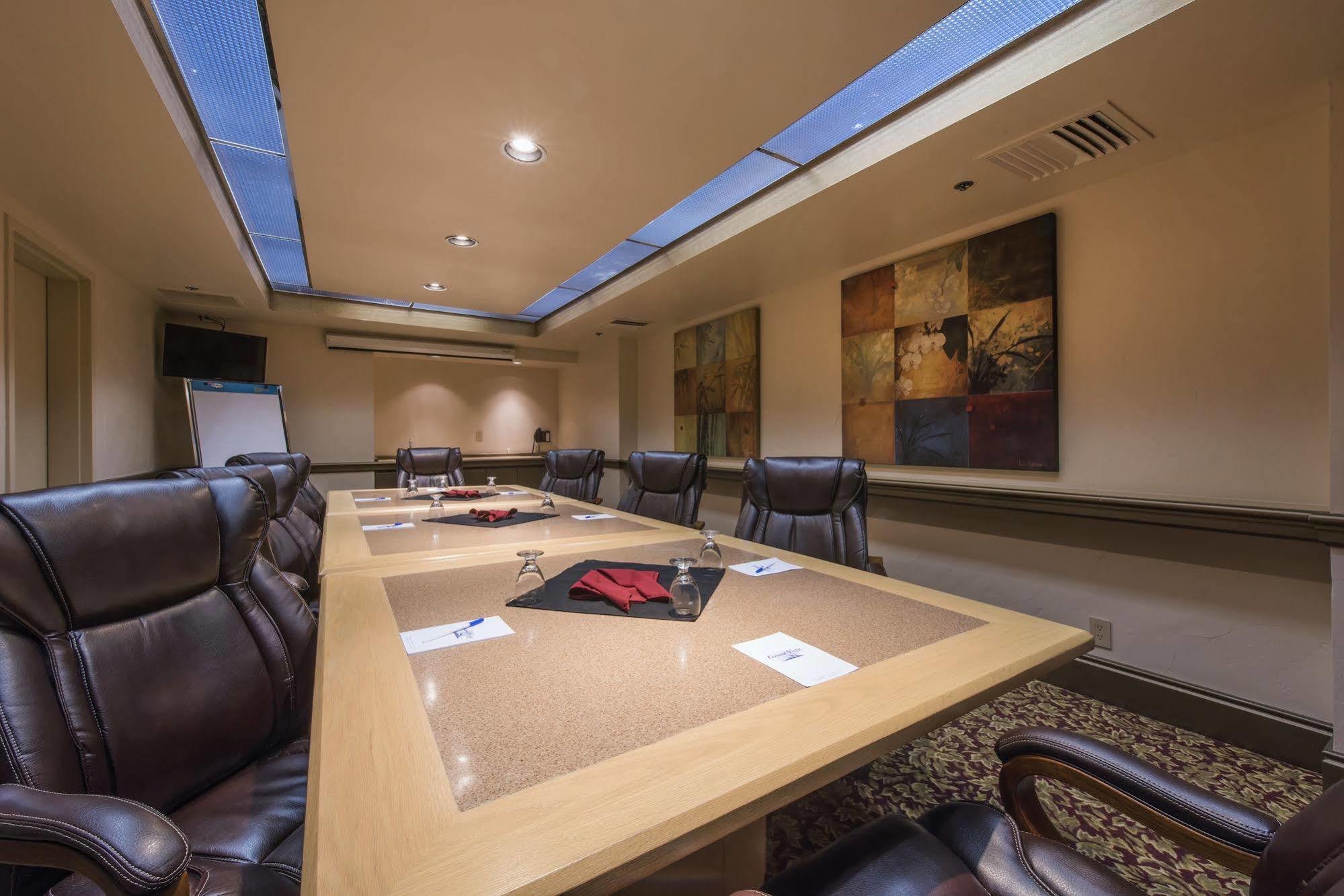 Grand Vista Hotel Simi Valley Luaran gambar