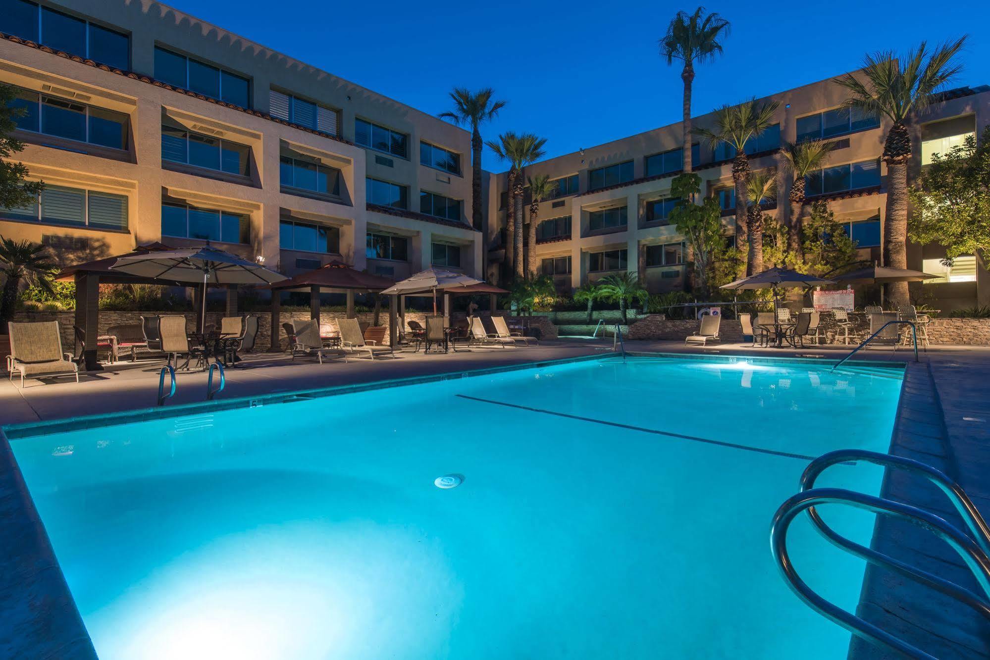 Grand Vista Hotel Simi Valley Luaran gambar